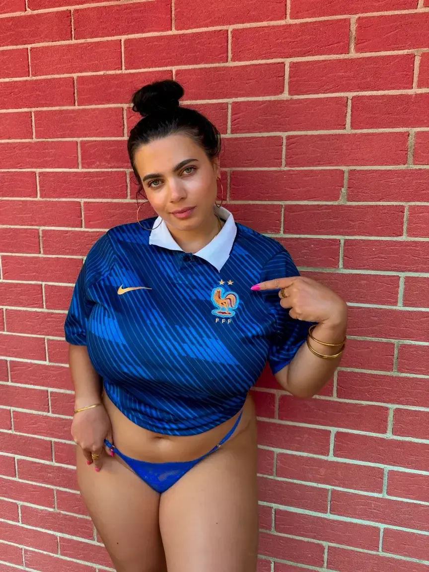 Laurab974 — média 4 | French Modèles