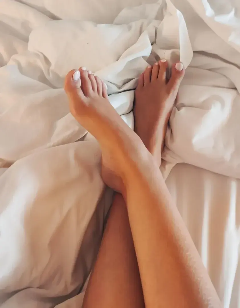 Leak & nude 4 — feet_to_fly