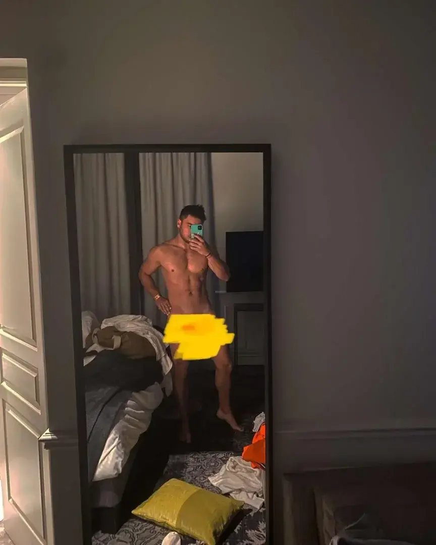 Leak & nude 5 — Frenchlittleguy