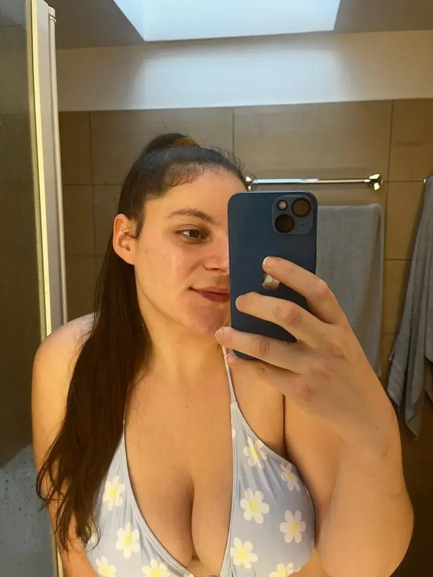 Leak & nude 3 — Loulou_e