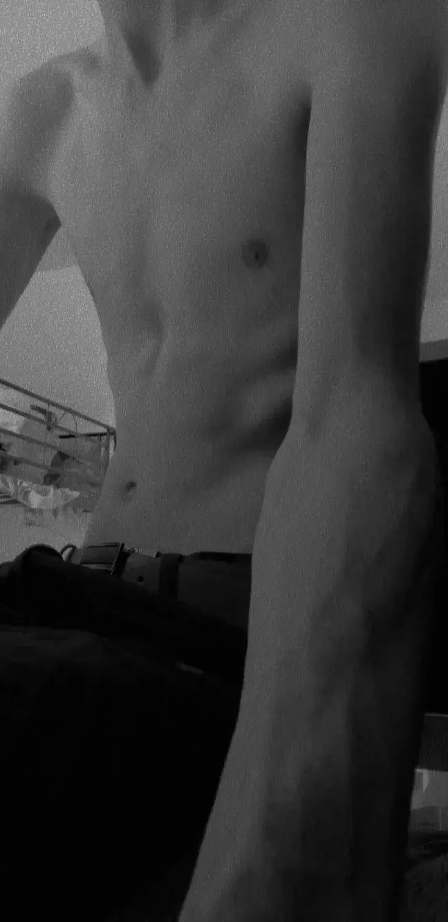 Leak & nude 2 — Mr_crucifery