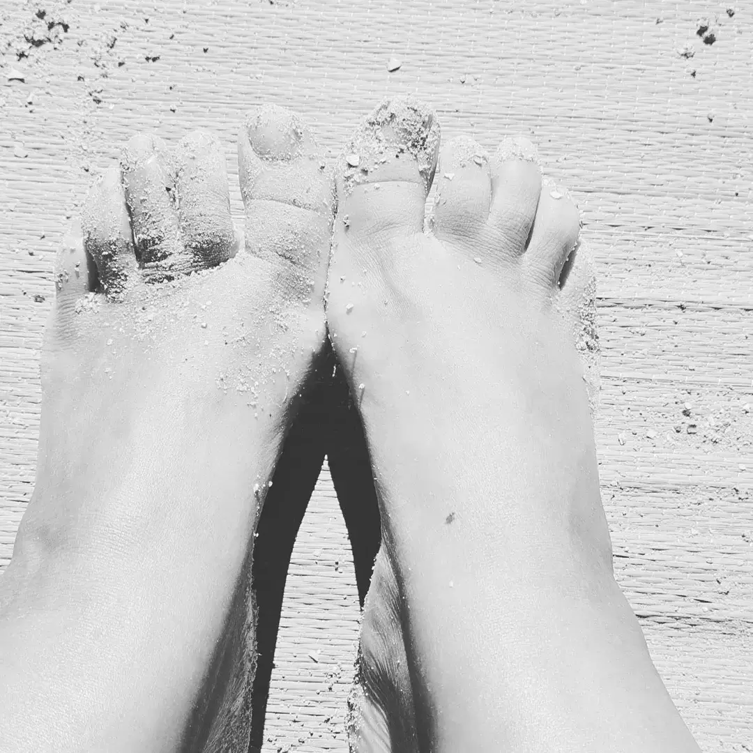 Leak & nude 6 — Feet_curvy_women
