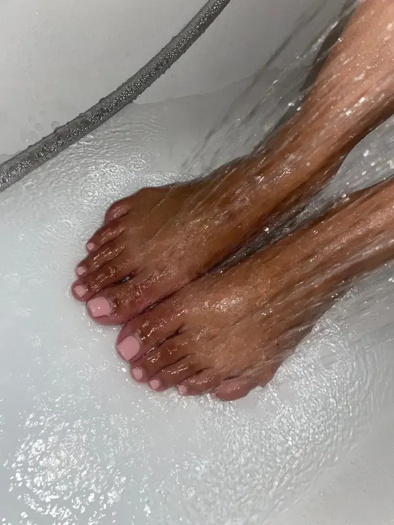 Leak & nude 2 — Lifefeet