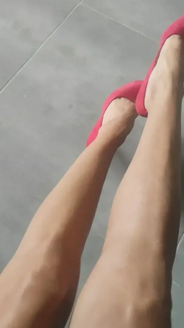 Leak & nude 1 — mes-jolis-pieds2