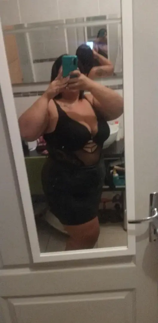 Leak public de Curvygirl82 — « description de la photo » (nude) sur MYM