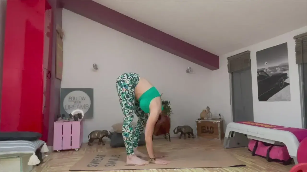 Petit extrait de la nouvelle séance renfo et récupération  ! Rejoins -moi !