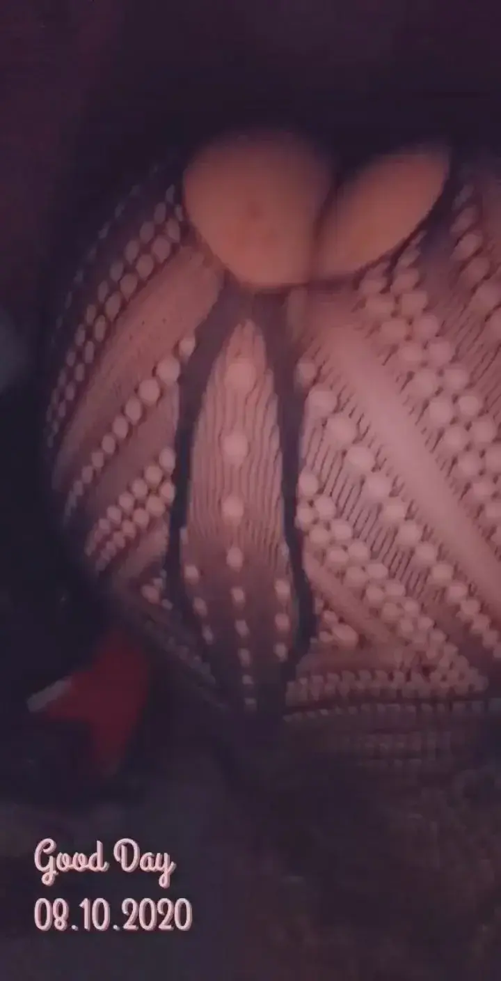 Leak & nude 1 — Sarasensuelle
