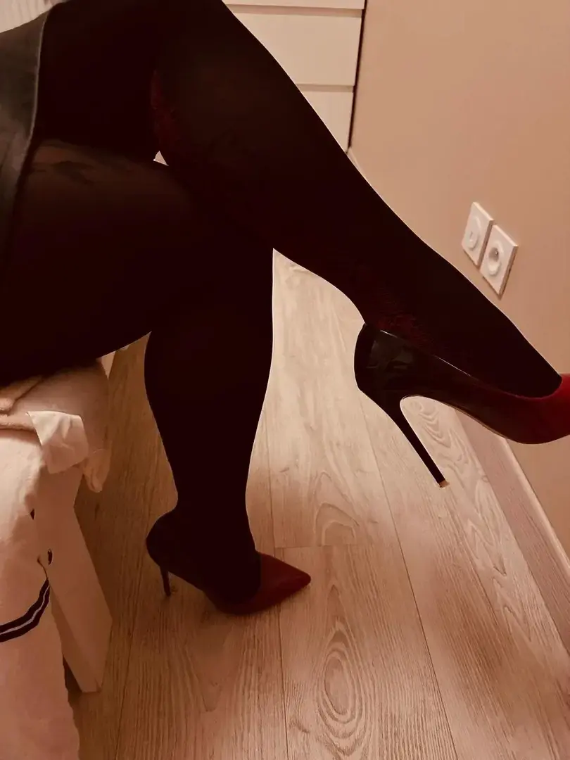 Leak & nude 3 — Matange39