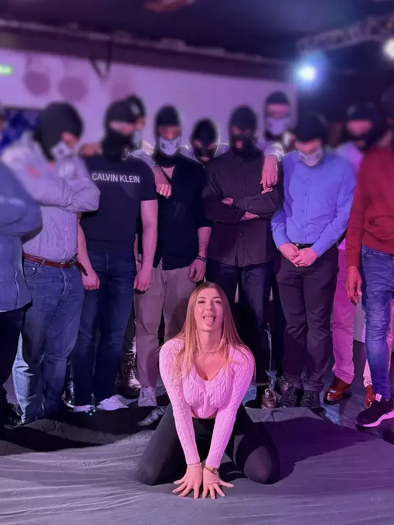 Aperçu public — Maevaa_sinaloa : « média » (MYM) — pas un leak