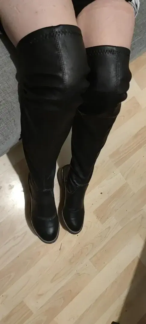 Leak & nude 6 — Eliza_sexy_feet