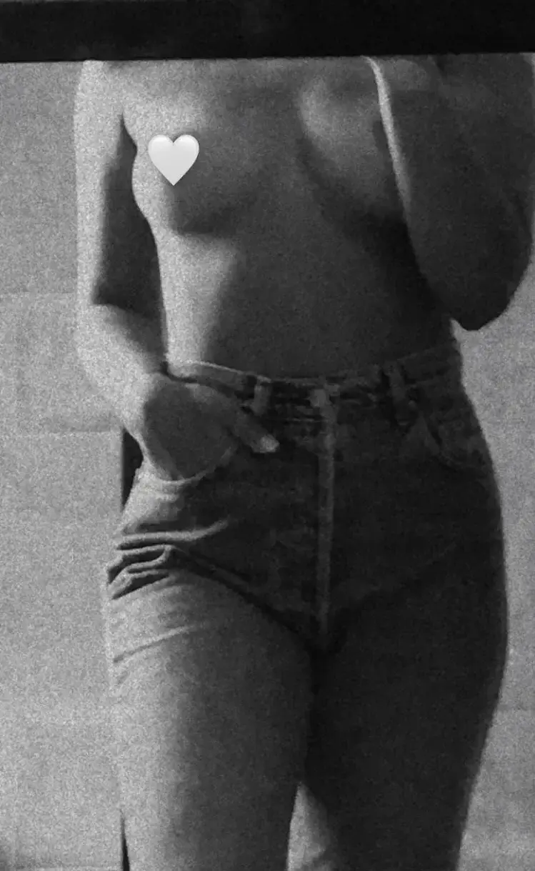 Leak & nude 1 — Lauraaa__