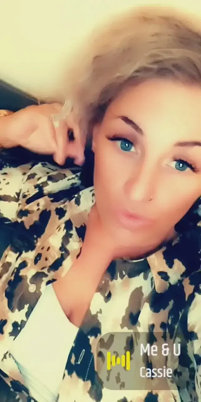 Je presente petite blonde 35 ans 1,58cm et des forme il faut 😉😘future abonne