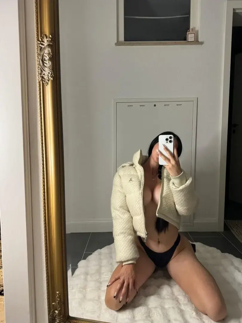 Kalt ?🥶 Ich mach mir lieber heiße Gedanken 😈🥵Abo und rein in die DM's babe 😏