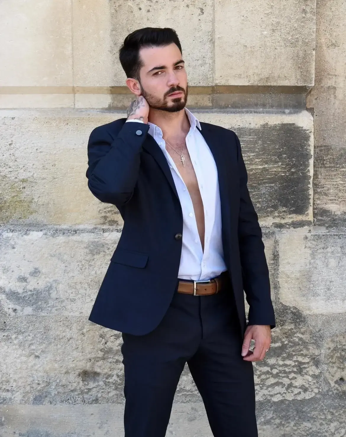Mélange d’élégance et de sensualité ⭐️#men #mode #shooting