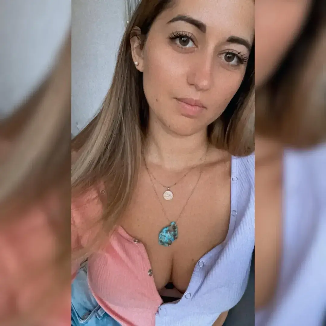 Leak & nude 3 — Hayley