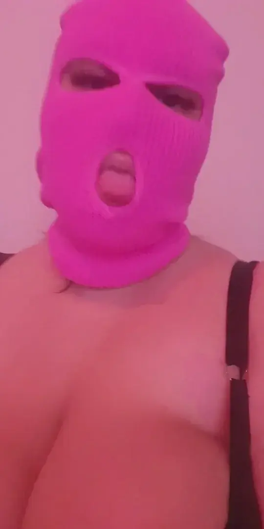Leak & nude MYM — Curvy-lucky : « Du lourd arrive + de hot 🔥 +🔞  reste connecté 😜 et DM moi si tu veux des vidéos personnalisées 😏 » (MYM)