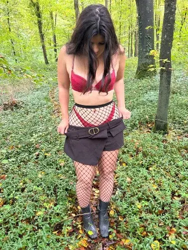 lolapetitepuce - Photo exclusive MYM 2 | French Modèles