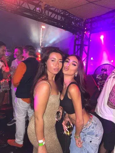 ♥️🤍