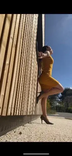 angimila - Photo exclusive MYM 2 | French Modèles