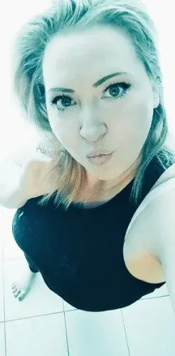 😜