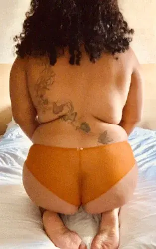 curvy_lesly - Photo exclusive MYM 18 | French Modèles