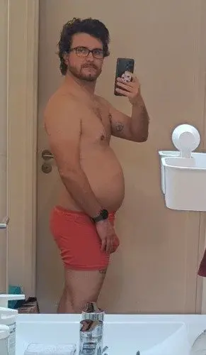 Première photo de côté avant le changement physique 