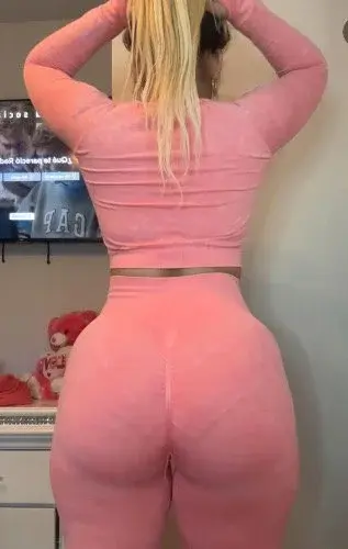 🩷🩷🩷pink 