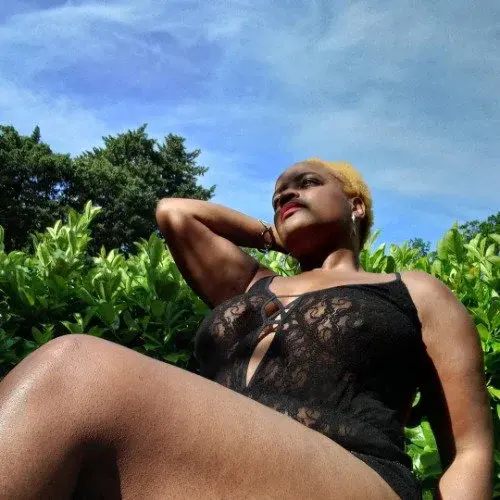 Mes poses suggestives et sensuelles 