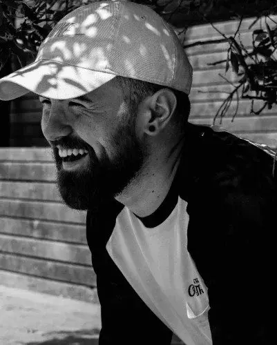 Un moment de sourire naturel
