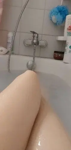 C'est l'heure du bain ! ( désolé je suis actuelement en plein déménagement je reviens très vite pour des postes tout les jours 😘 )