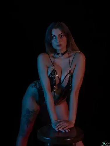 viens me dm 