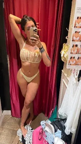 agathe — média 19 | French Modèles