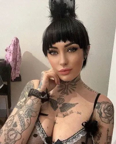 Gaëlle tatoue