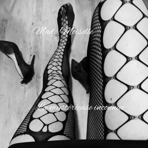 mademoiselle - Photo exclusive MYM 7 | French Modèles