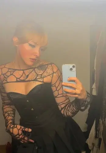 rosemlynarski - Photo exclusive MYM 18 | French Modèles