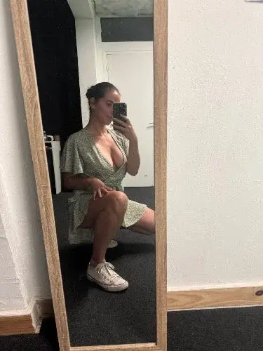 Bien le bonjour par ici 😏🥰