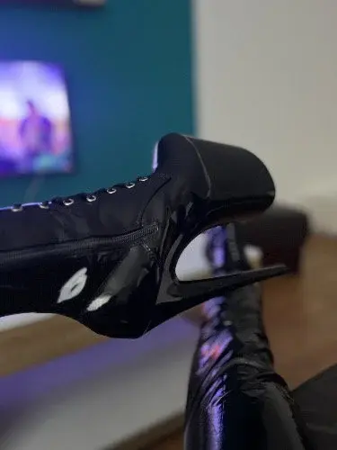 Heels 