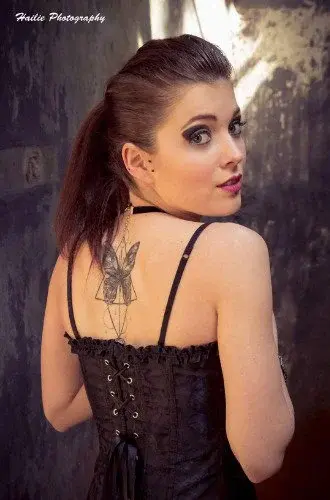 manou - Photo exclusive MYM 11 | French Modèles