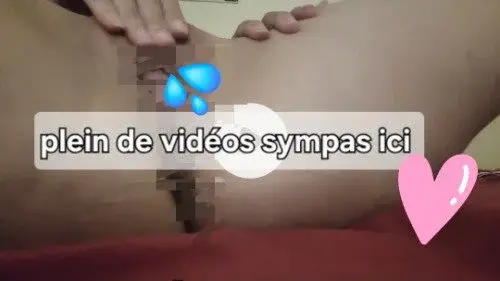 Écris moi 💚 je sais que tu veux voir ma chatte 