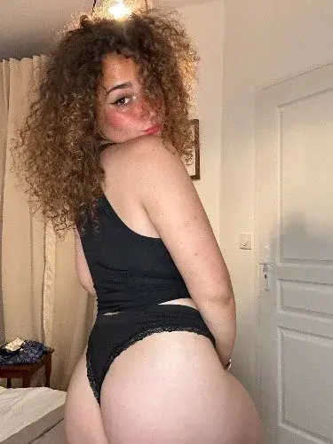 N'hésite pas à venir discuter  avec moi 🥰🥰