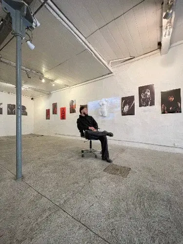 Retour en images sur mon exposition, LES LARMES DE PALLAS.