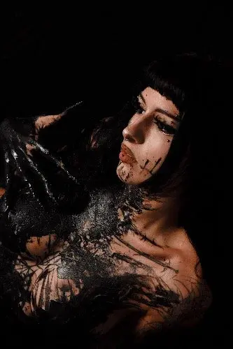 Créature d’encre. 
Aurelie. 