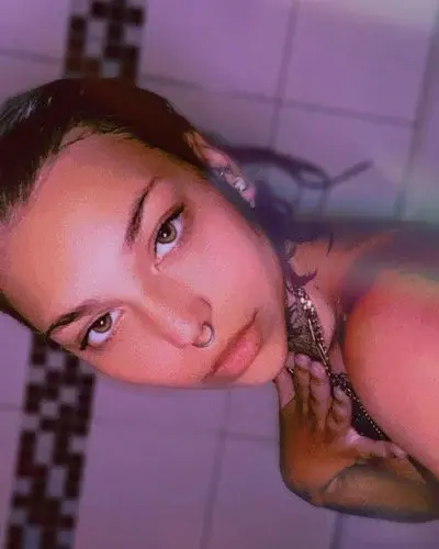 osna - Photo exclusive MYM 15 | French Modèles