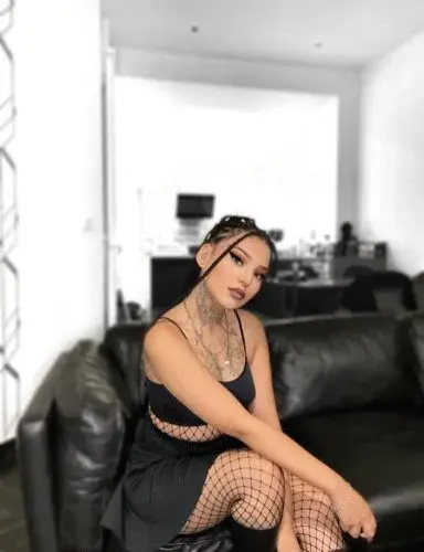 osna - Photo exclusive MYM 14 | French Modèles