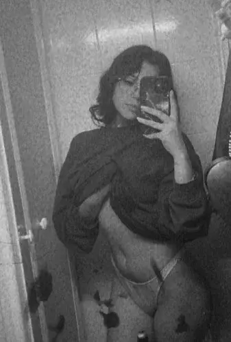 osna - Photo exclusive MYM 11 | French Modèles