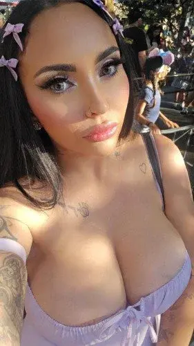 lollababe - Photo exclusive MYM 5 | French Modèles
