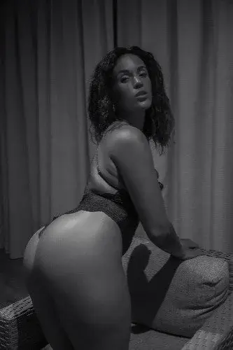 clarasense - Photo exclusive MYM 7 | French Modèles