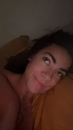 Rejoins mon monde privée ou réserve ta cam sex hot avec moi ❤️
