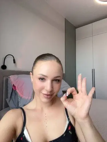 Viens discuter 🤍🤍🖤🖤🧡🧡
C'est GRATUIT