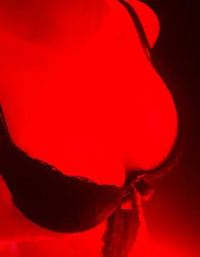Comme une envie qu’on m’ejacule sur les seins 🥰